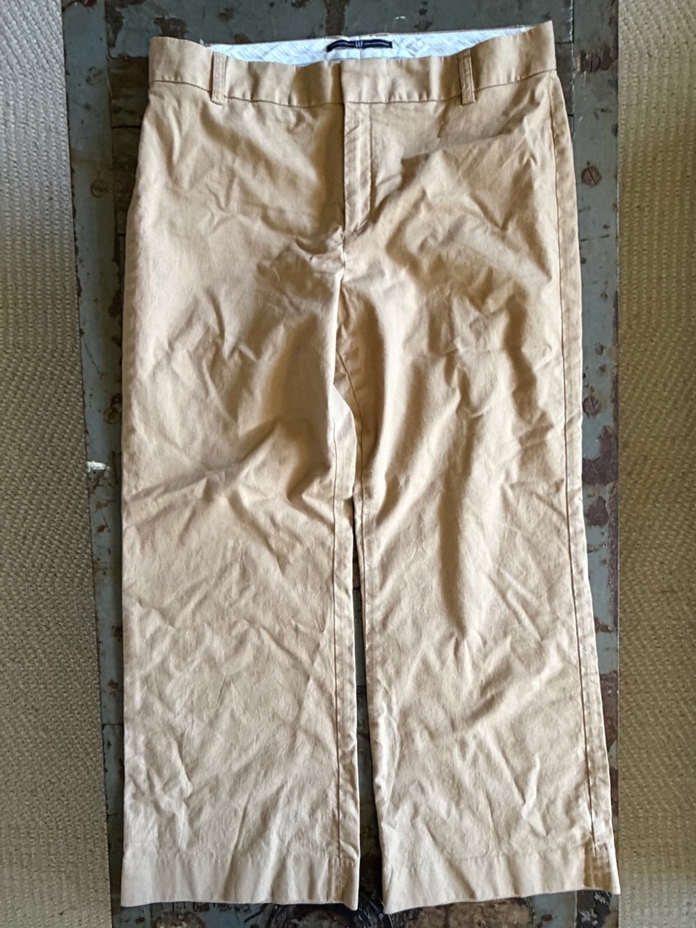 Women’s Classiccore GAP Tan Wide Leg Cropped Chinos